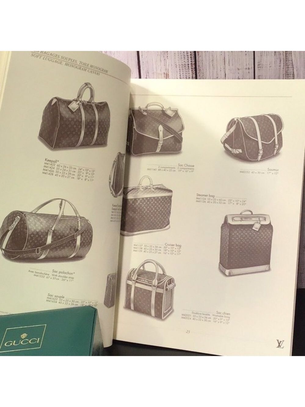 Louis Vuitton Le Catalogue Vintage 1993 Book - Picture 7 of 8